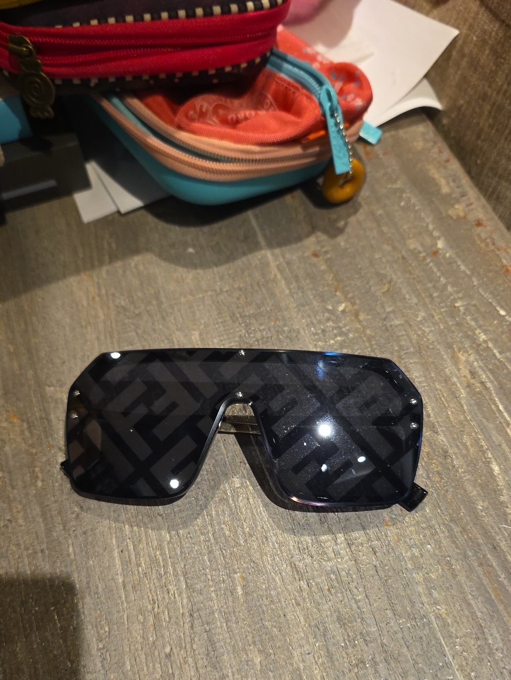 Black Shield Sunglasses - Fashion Oversized Lens